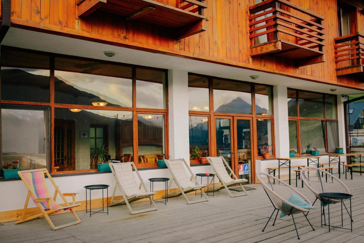 Alpenhaus Kazbegi Hotel & Restaurant Eksteriør billede